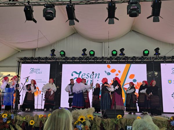 NASTUP NA MANIFESTACIJI JESEN U LICI NASTUP NA MANIFESTACIJI JESEN U LICI