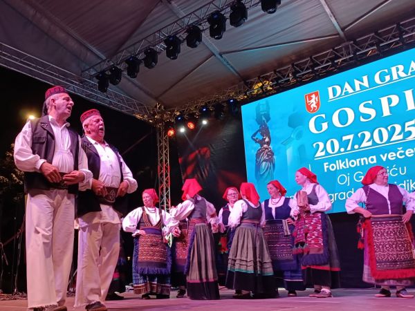 S PODOŠTRE PA NA MANDALINU S PODOŠTRE PA NA MANDALINU